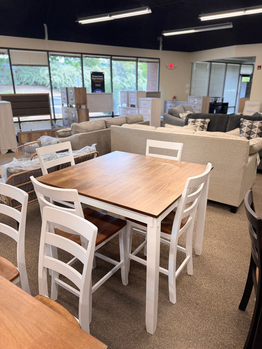 Gesthaven Dining Table and 4 Barstools