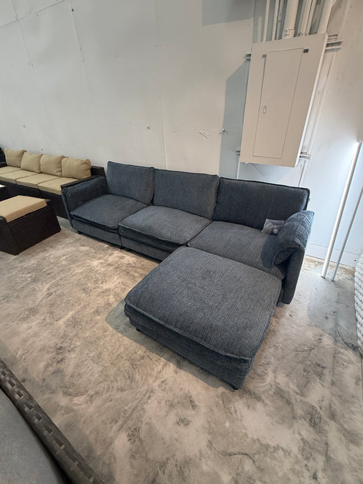 4 pc modular sofa