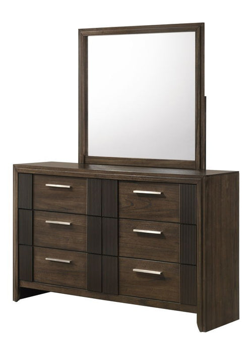 Carlton - Queen 5 Piece Bedroom Set - Brown
