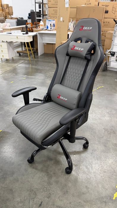 Gaming Chair with Footrest