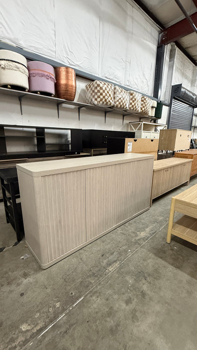 Light Oak Fluted 4-Door Sideboard Buffet