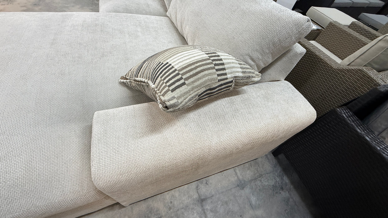 Light Gray Textured Fabric Sectional Sofa with reversible Chaise