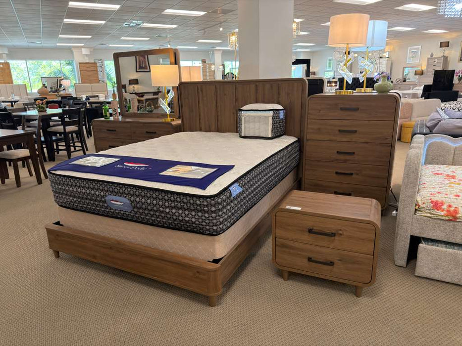 Brand New 5Pc Nyomi Light Brown Panel Bedroom Set